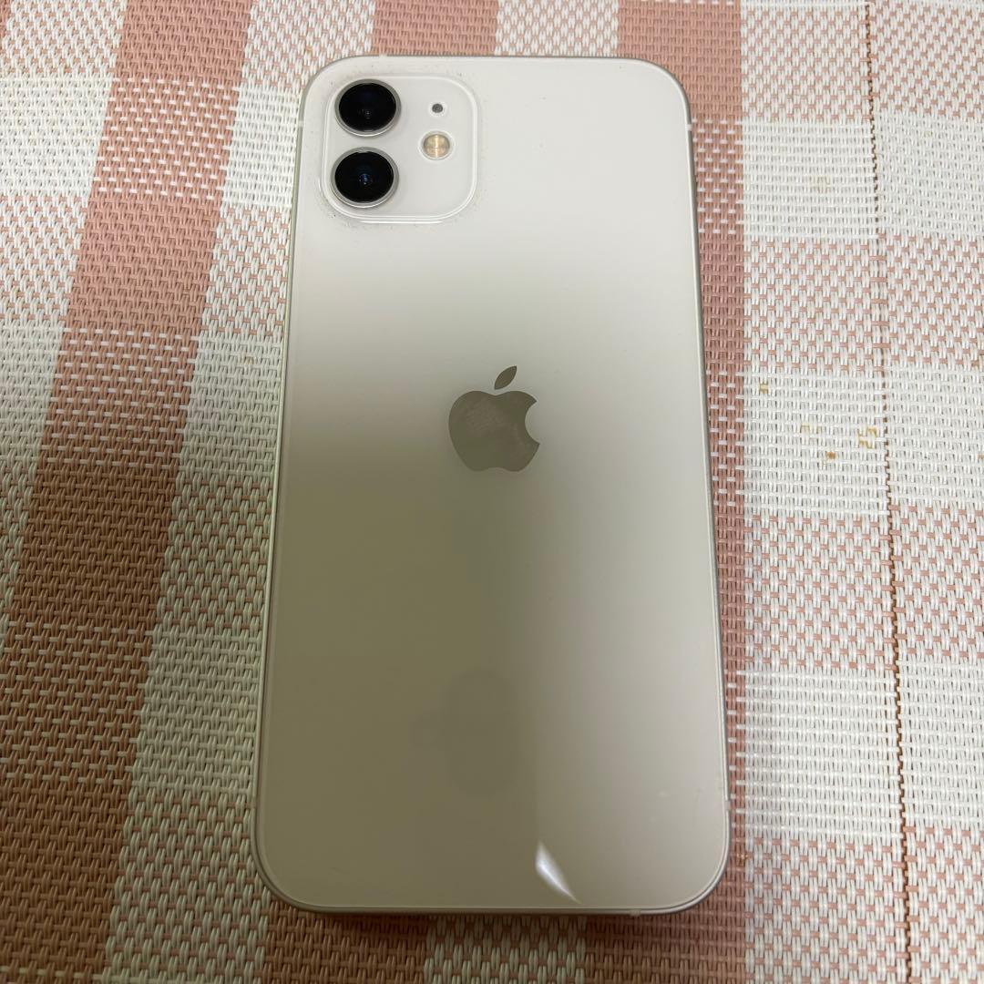Apple iPhone 12 本体 ホワイト