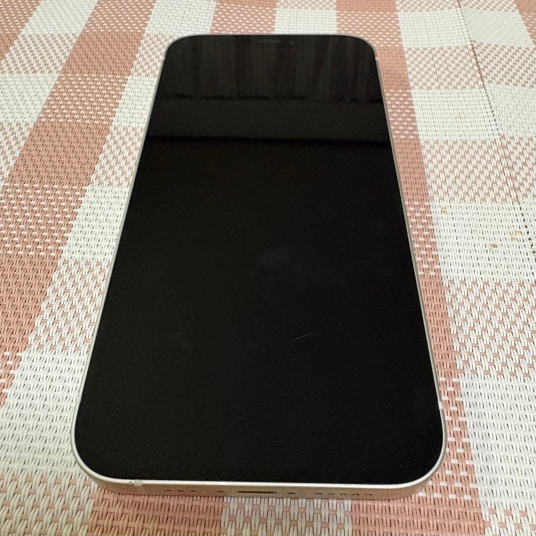 Apple iPhone 12 本体 ホワイト