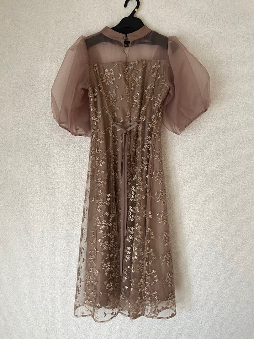 オーガンジーパフスリーブ刺繍レースドレス結婚式同窓会お呼ばれワンピース