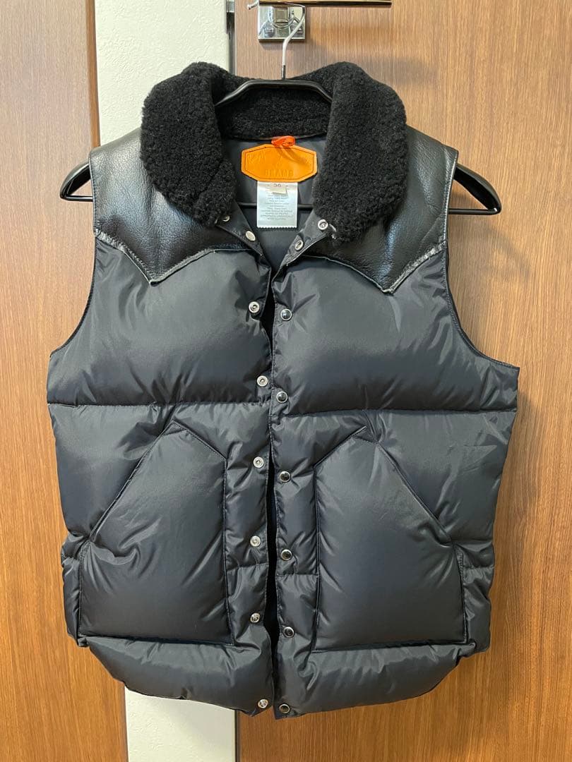 ロッキーマウンテン ビームス ダウンベスト ブラック 36