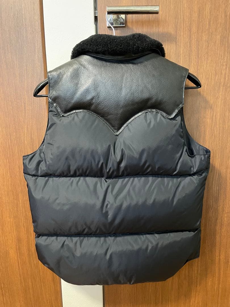 ロッキーマウンテン ビームス ダウンベスト ブラック 36