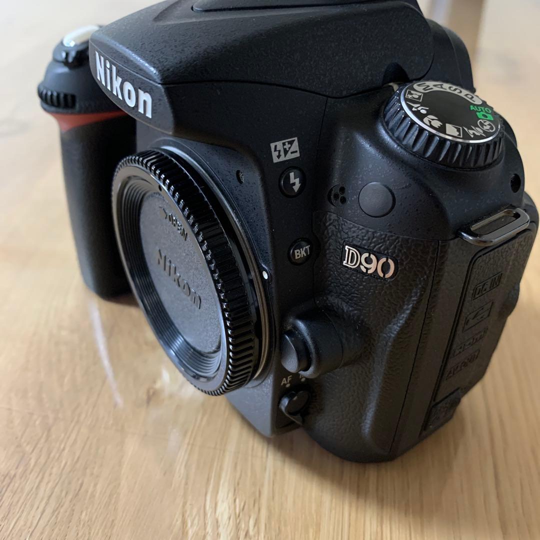 シャッター回数696 Nikon ニコン D90 ボディ デジタル一眼レフ