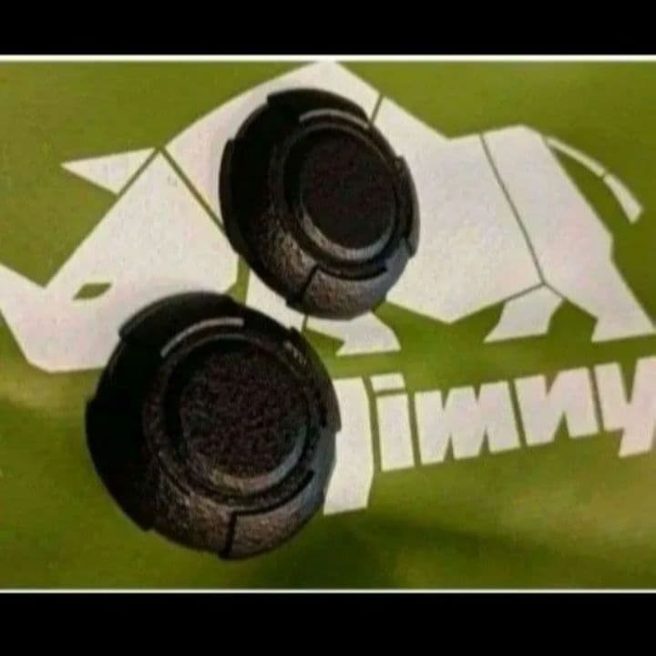 JB64JB74ジムニーシエラノマド　チッピンググリル+黒極小網筆記体エンブレム