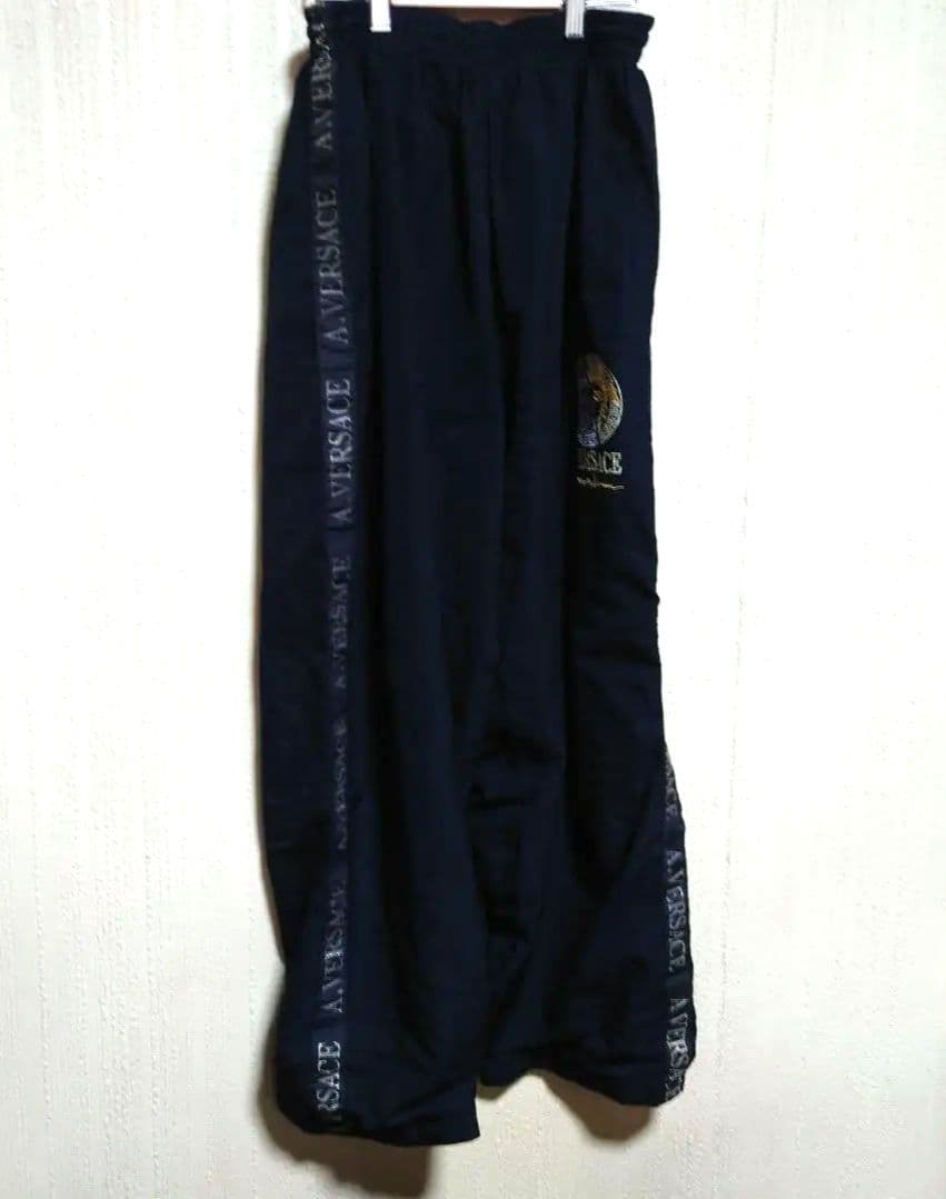 A.VERSACE ブラック ナイロンジャケット M　上下セット