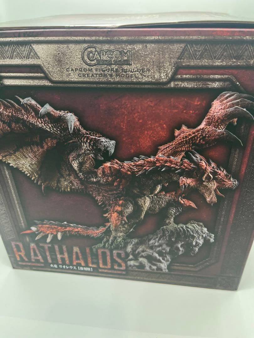 【新品未開封】モンスターハンターリオレウス フィギュア　復刻版