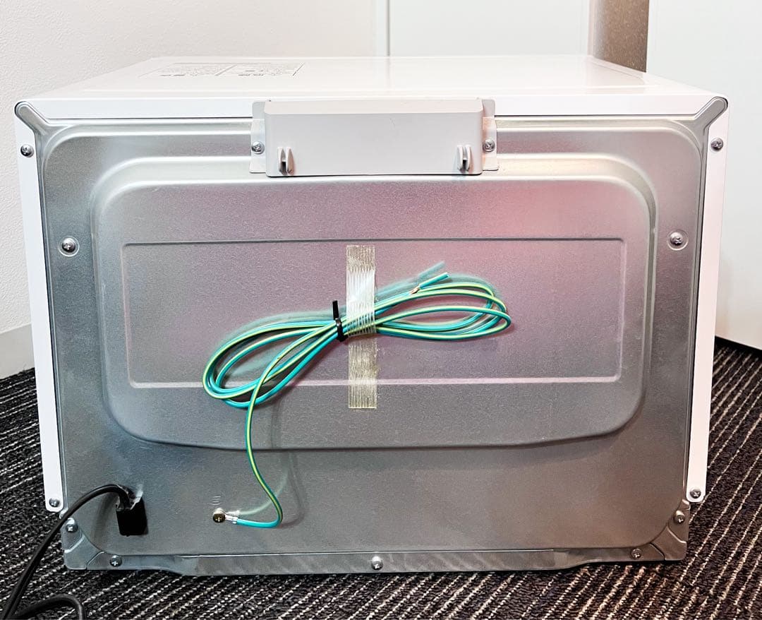 TOSHIBA 東芝　電子レンジ　石窯ドーム ER-SD70