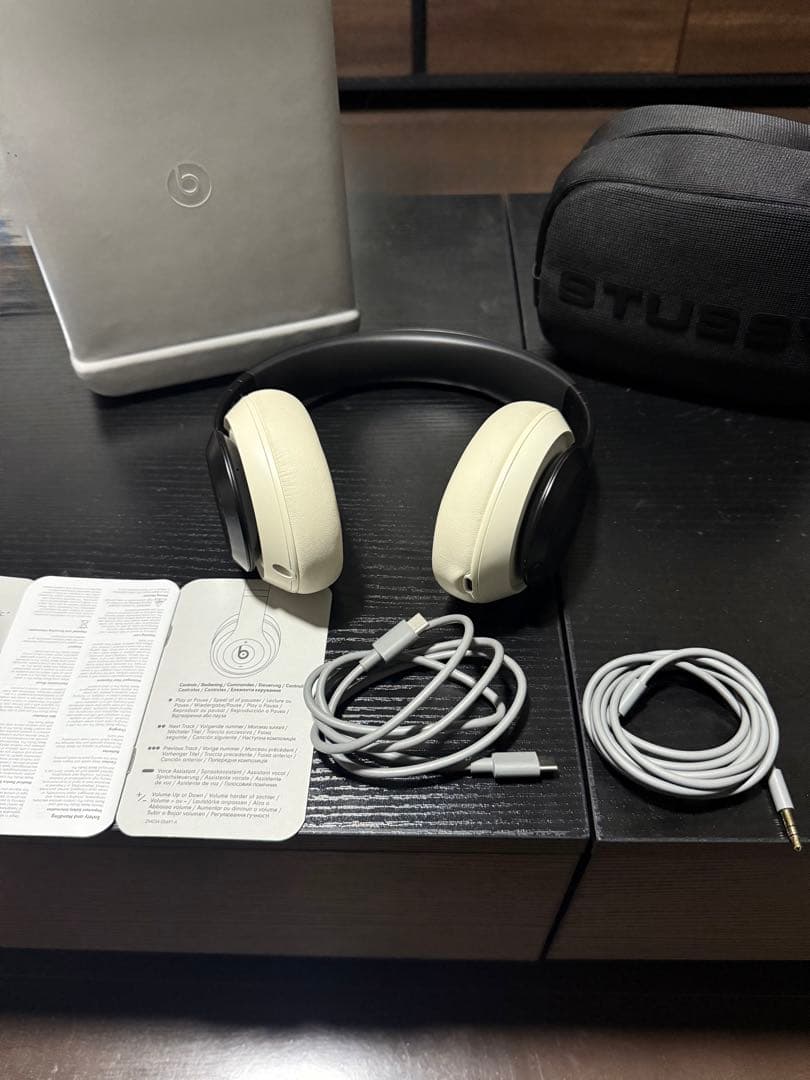 Beats×stussyヘッドホン