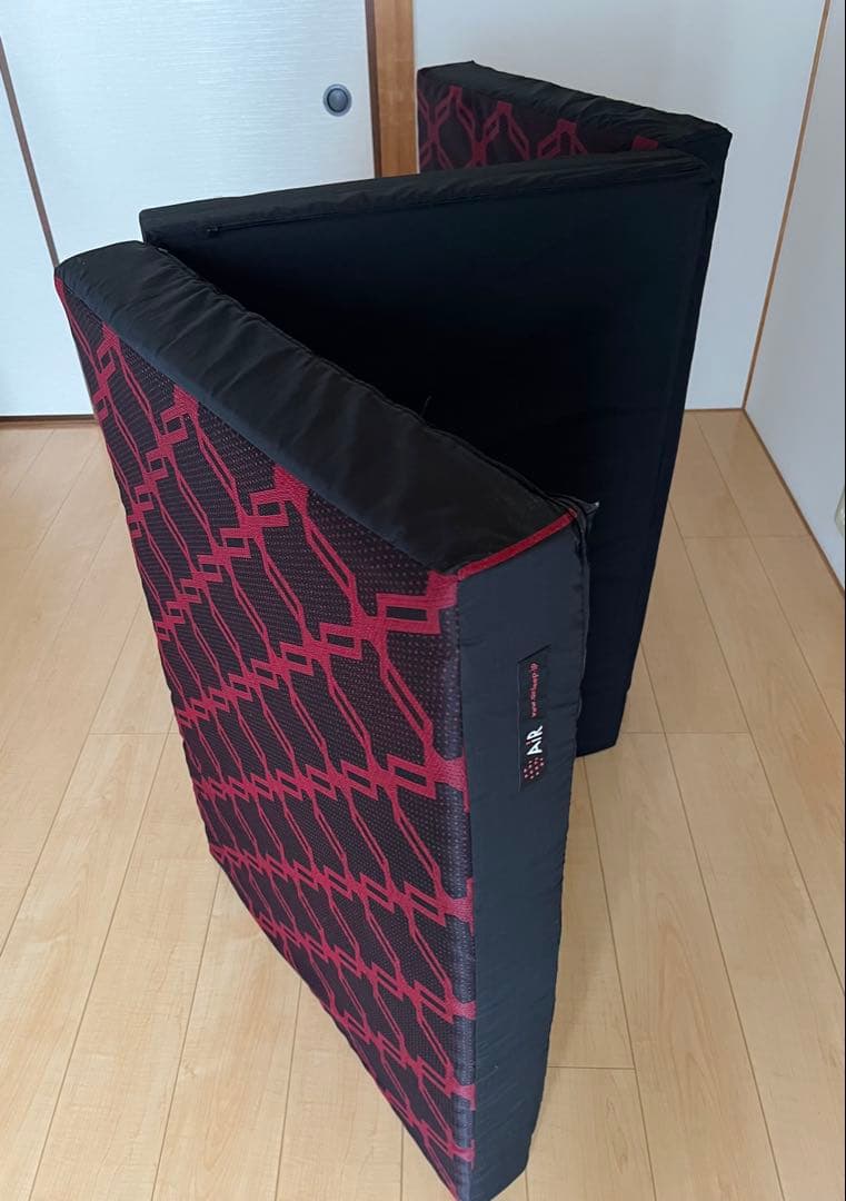 西川マットレスAiR SX シングルサイズ　三つ折り　大谷翔平　ほぼ新品　(Ａ)