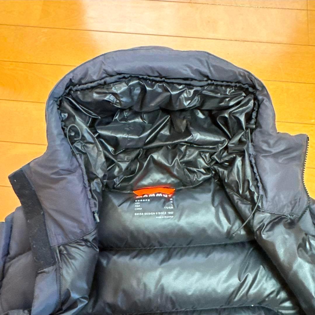 マムート ダウン Xeron フーデッドジャケット 黒 L メンズ