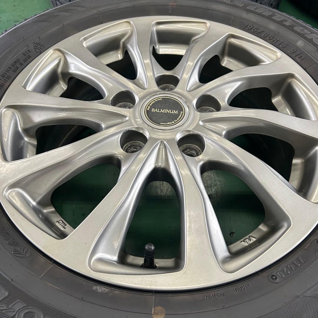 中古スタッドレス195/65R15ノーストレックアルミ付き　ノア、ヴォクシー等