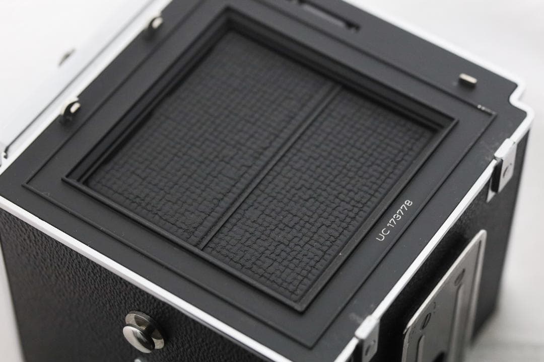 HASSELBLAD 500C/M ボディ A12マガジン付き