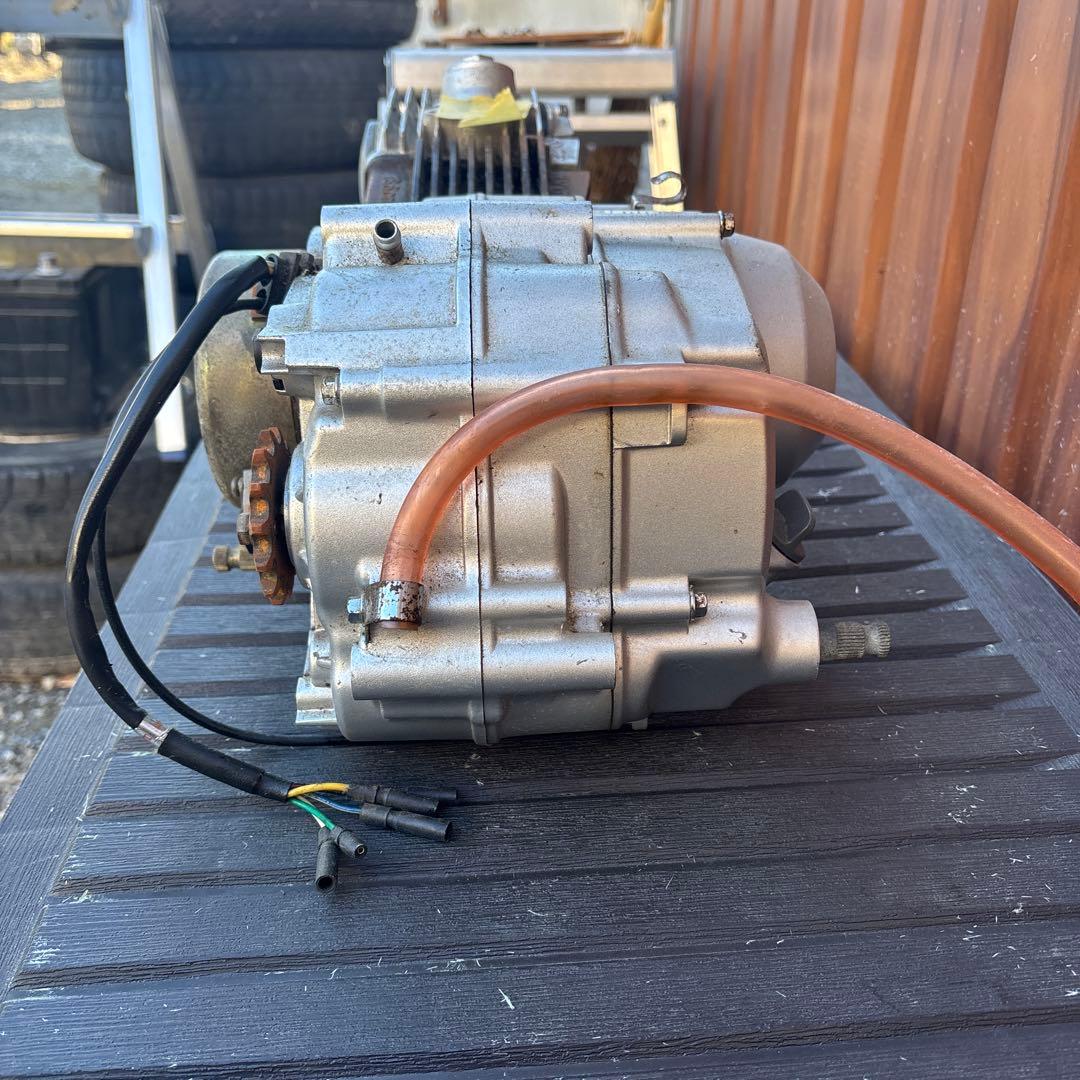 モンキー？カブ？中国製？エンジン86cc記載あり