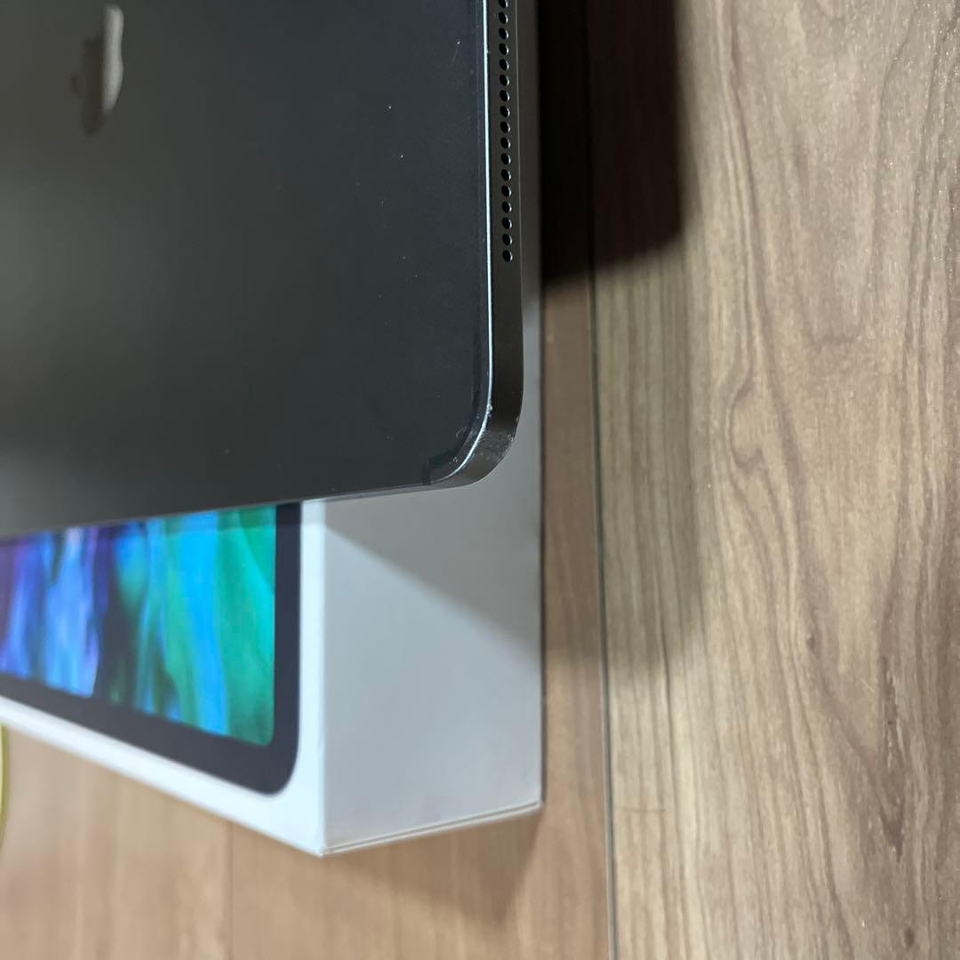 ipad pro 第4世代 1tb 12.9インチ　 スペースグレー ケース付き