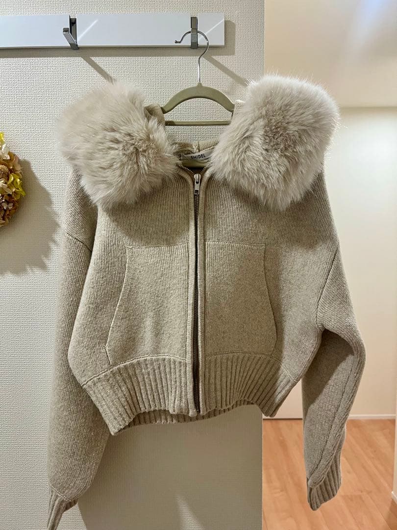 snidel ファーフードパーカー(ライトベージュ)