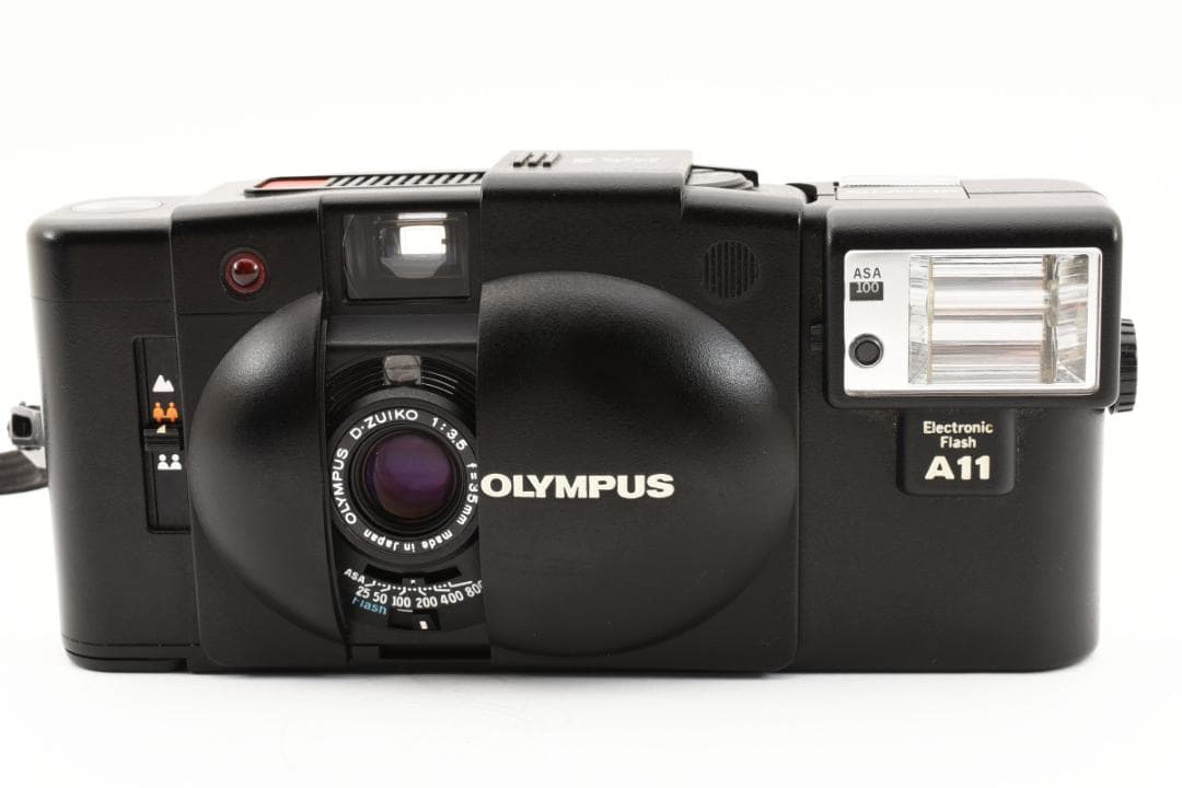 フィルムカメラ Olympus XA2 Point & Shoot Film Camera