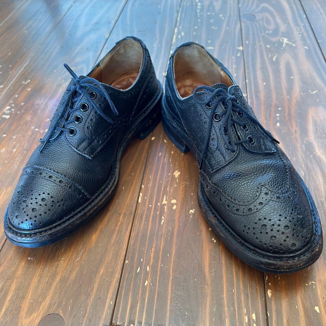 トリッカーズ×ネペンテス アシンメトリーウイングチップ 黒 ガーメンツ