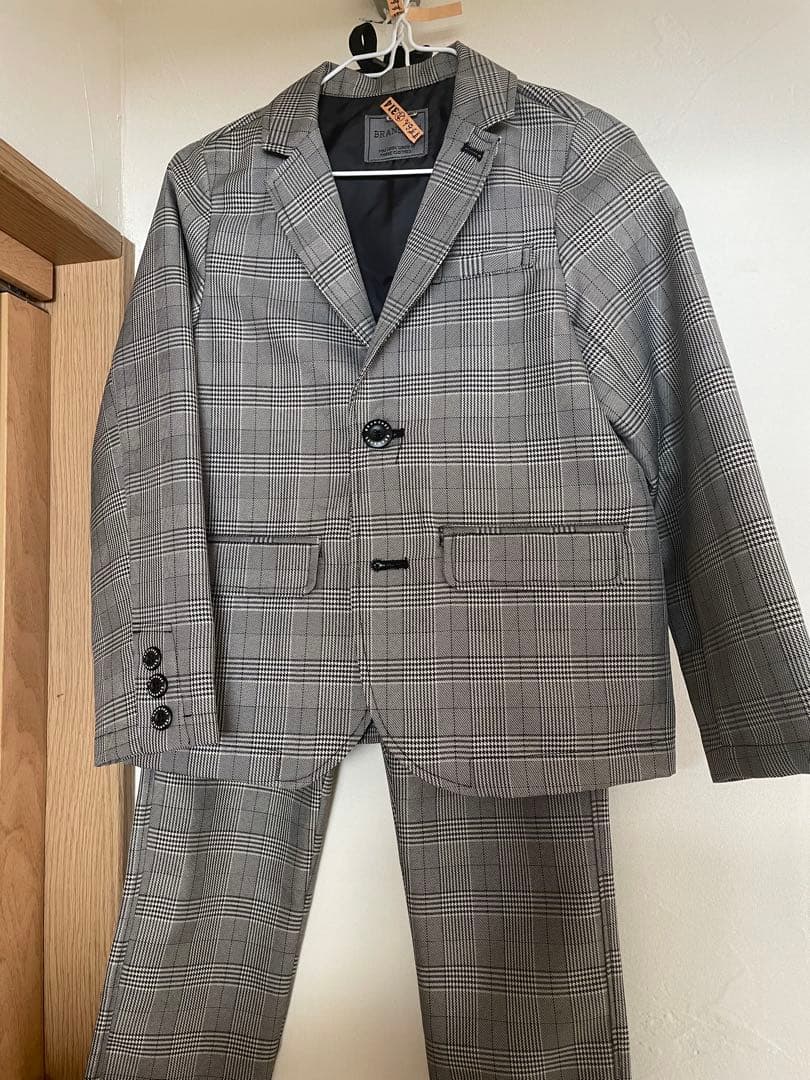 branshes ブランシェス　フォーマルスーツ4点　美品　120 男の子