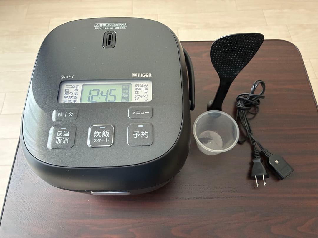 タイガー魔法瓶(TIGER) 炊飯器 3合 24年製