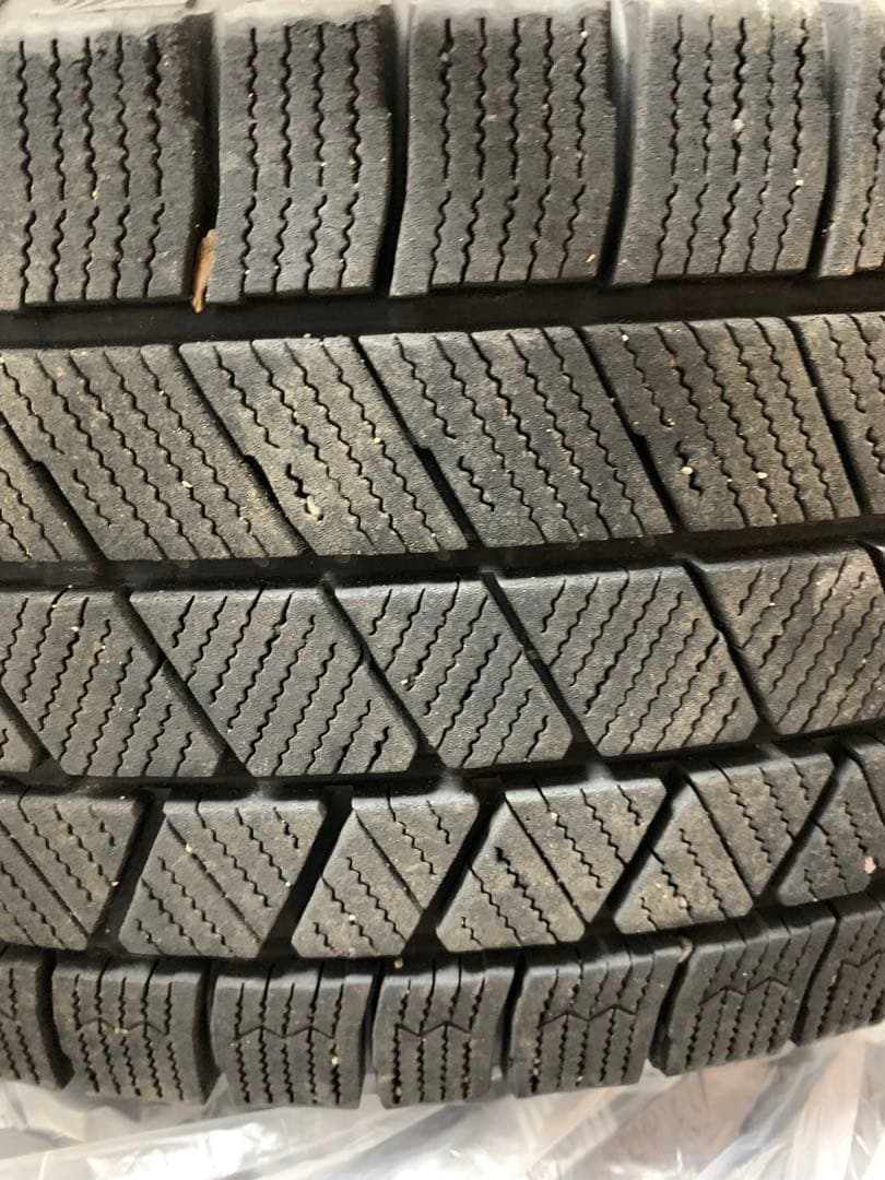 冬タイヤ4本セット（ブリザックVRX3）