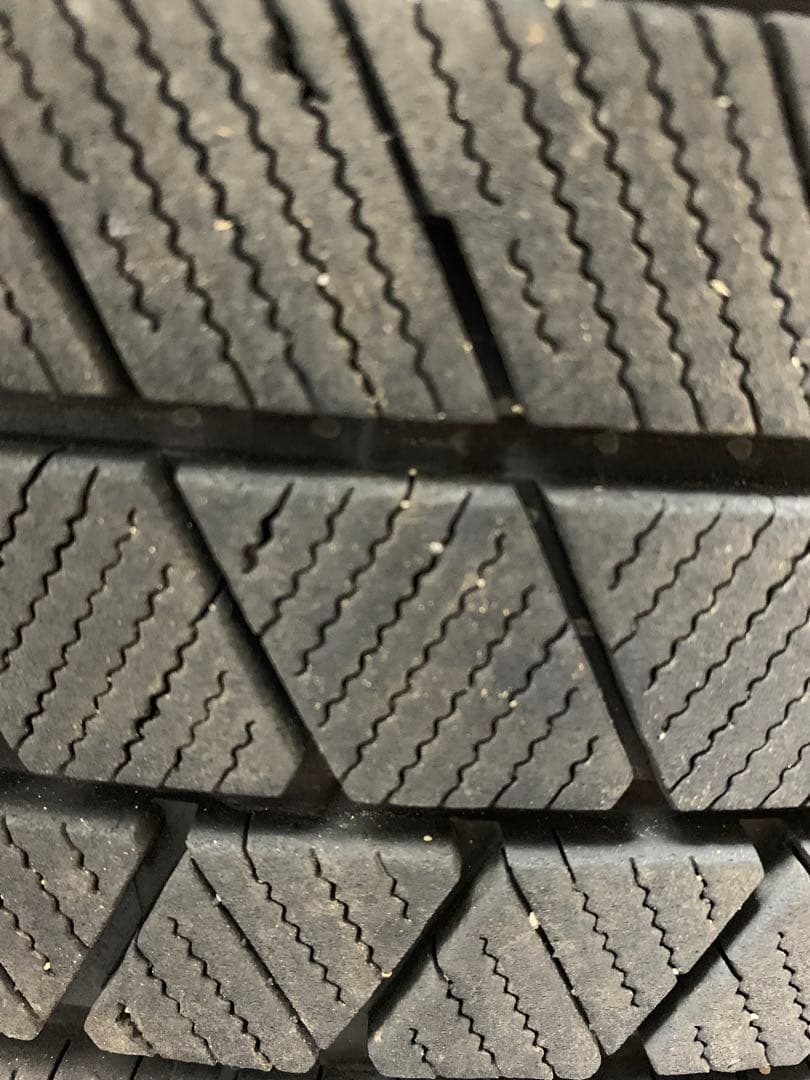 冬タイヤ4本セット（ブリザックVRX3）