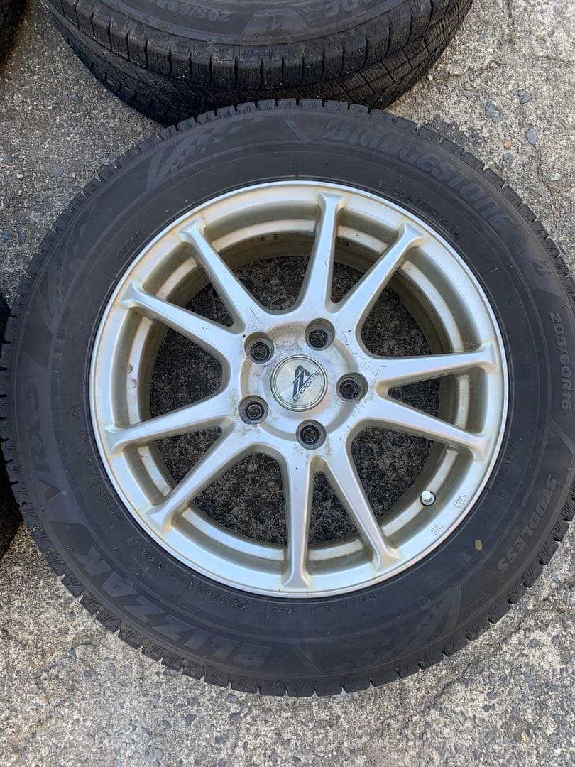 冬タイヤ4本セット（ブリザックVRX3）