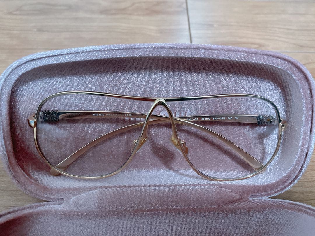 ミュウ オンブレ サングラス　eyewear メガネ　正規品　ミウッチャ プラダ