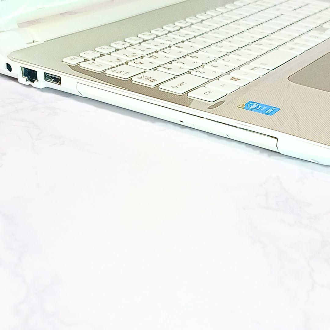 動作良好❣️快適SSD✨️おしゃれゴールド薄型ノートパソコン✨️初心者OK✨️