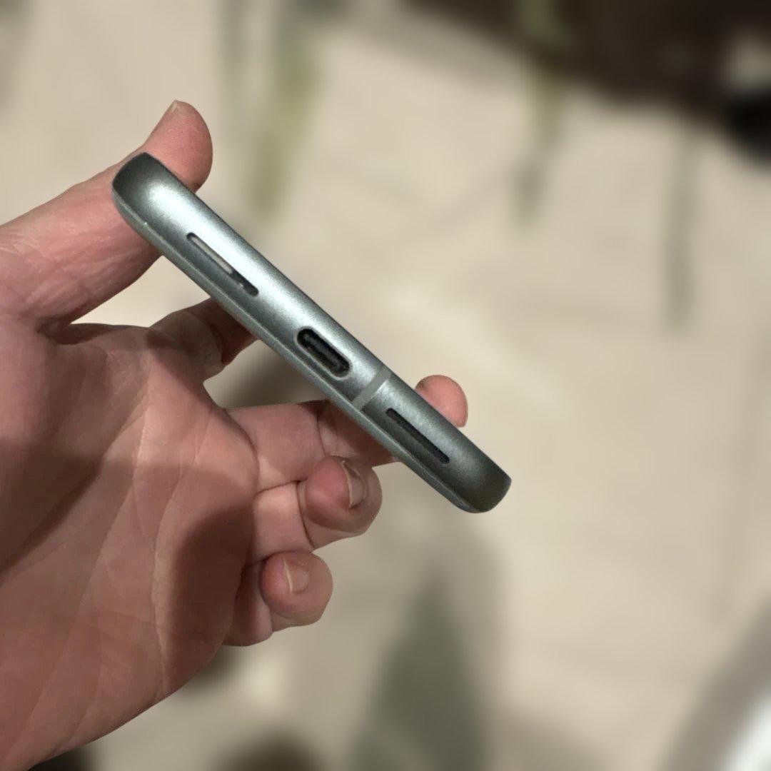 【中古】Google Pixel 8 Hazel 128 GB