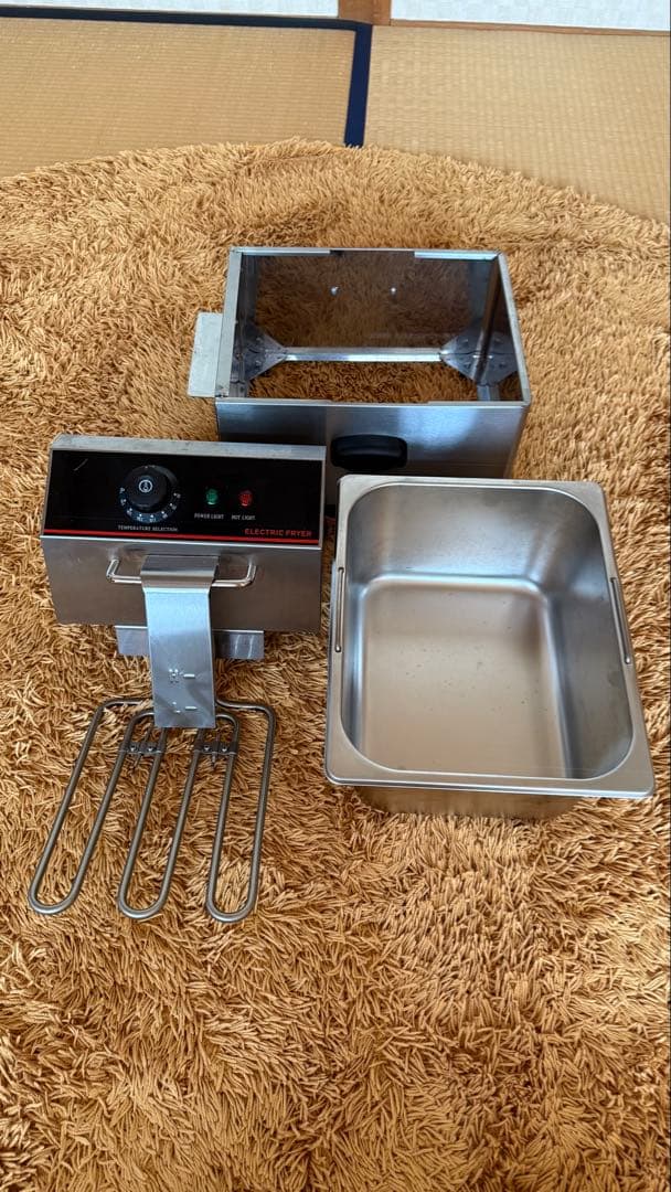 電気フライヤー ステンレス製 温度調節機能付き