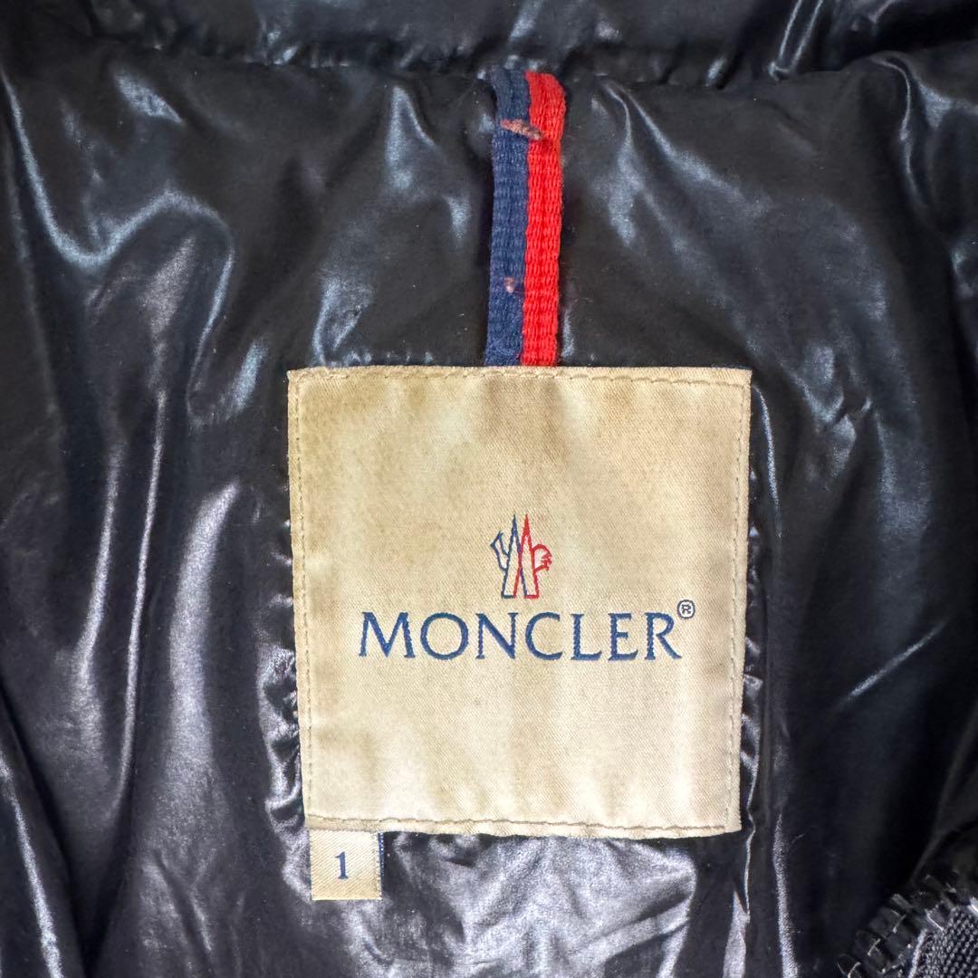 モンクレール　黒　サイズ1 ダウンジャケット　ワッペン