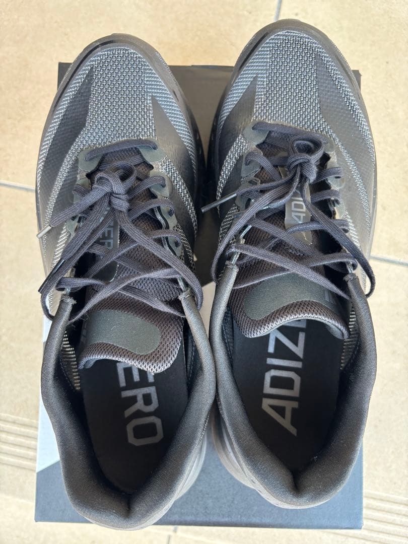 アディゼロボストン13 27センチ