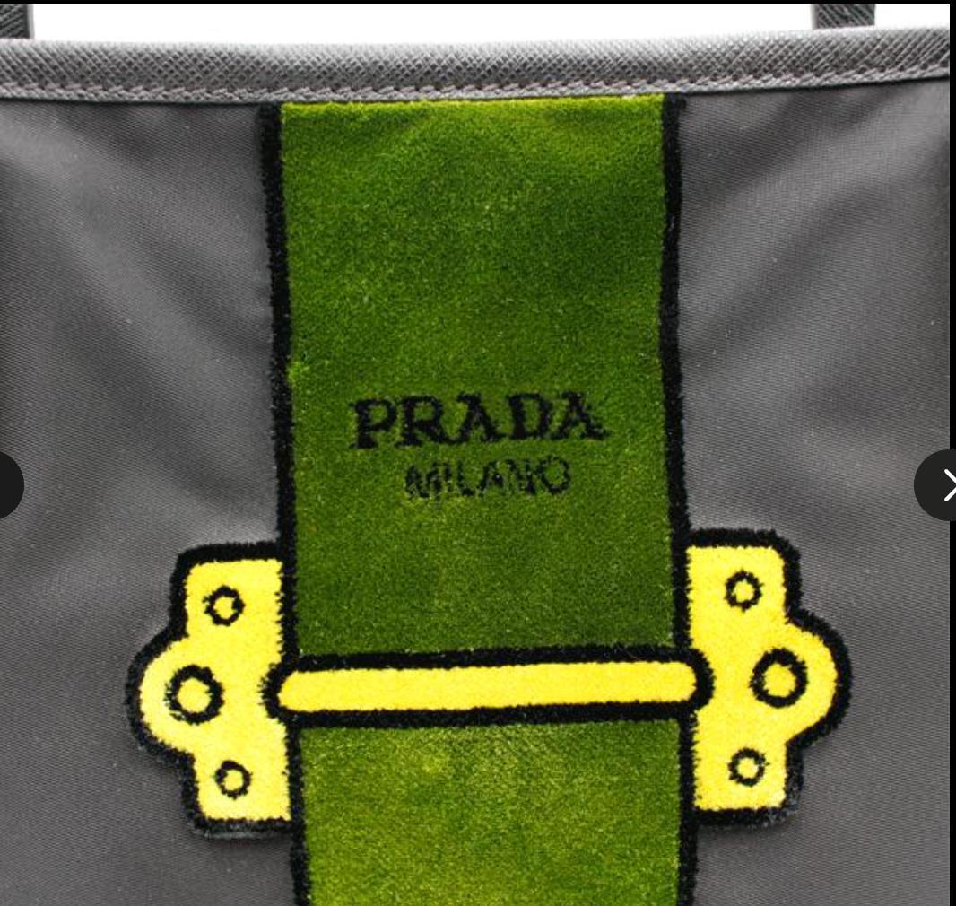 PRADA　プラダ　ナイロントートバッグ　ベルベット柄　ブラック