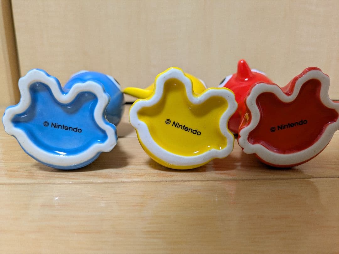 ピクミン花瓶　3色セット