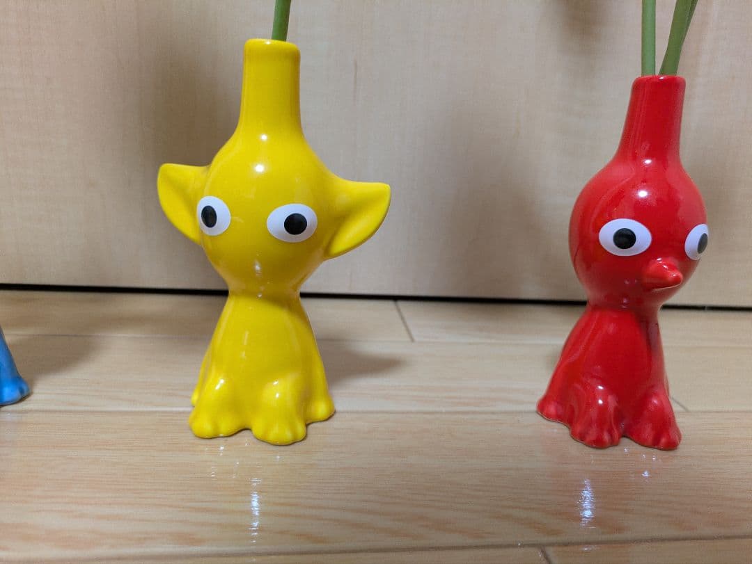 ピクミン花瓶　3色セット