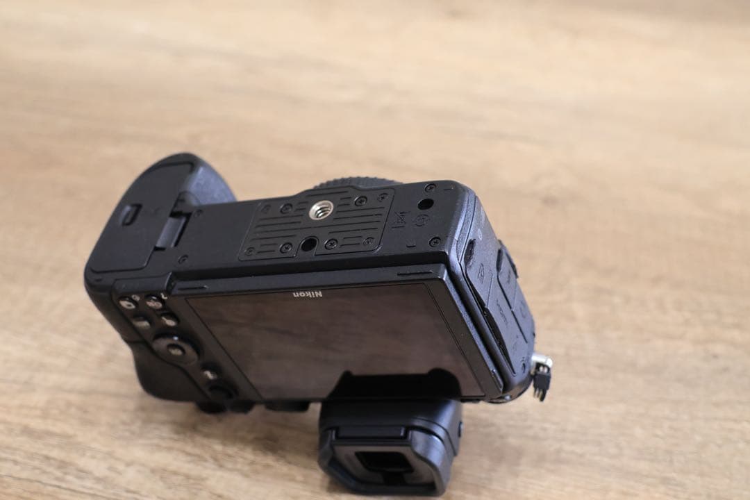 Nikon Z6 ボディ フルサイズミラーレスカメラ