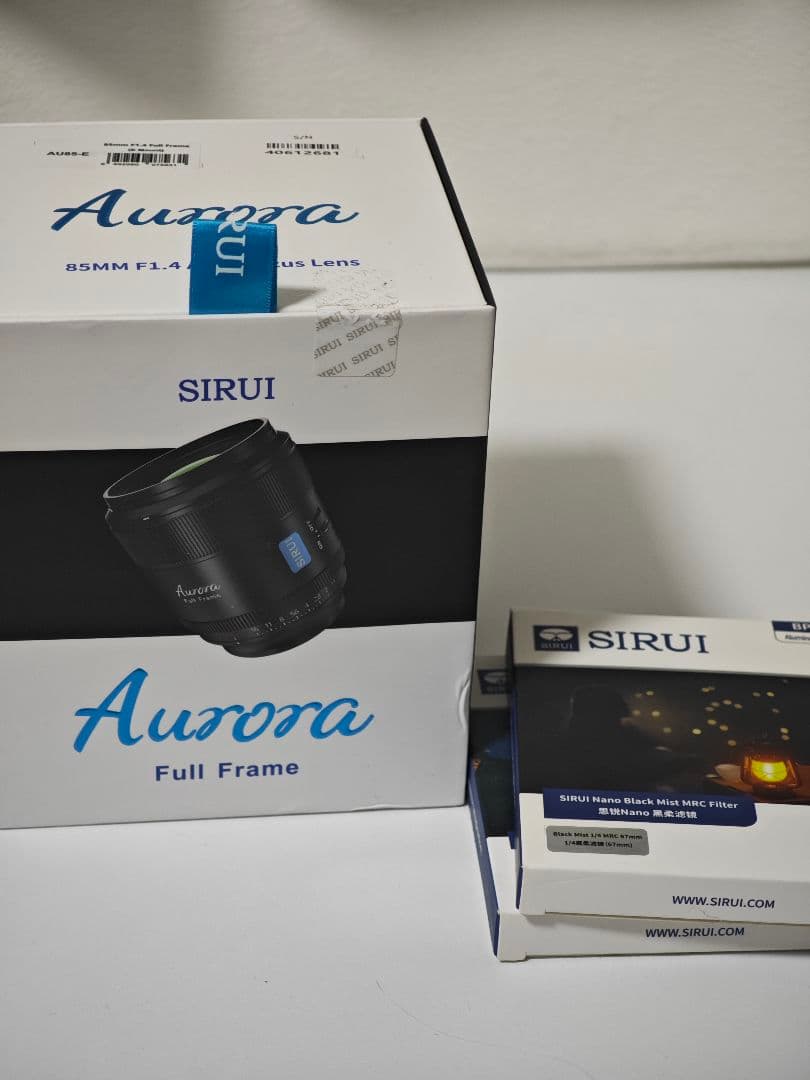 新同品 SIRUI AURORA 85mm F1.4 Eマウント