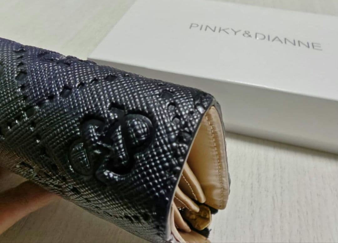 PINKY & DIANNE FD&ユニオン　L字ファスナー長財布