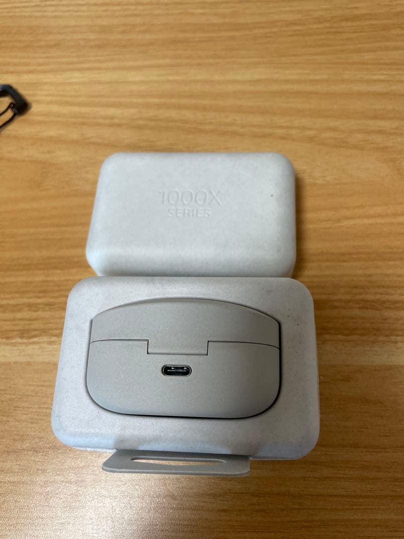 SONY ソニー WF-1000XM4 ワイヤレスノイズキャンセリングイヤホン