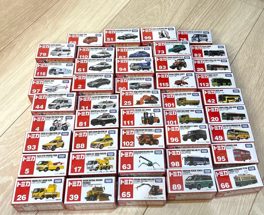 新品・未開封　トミカ　まとめ売り　44台