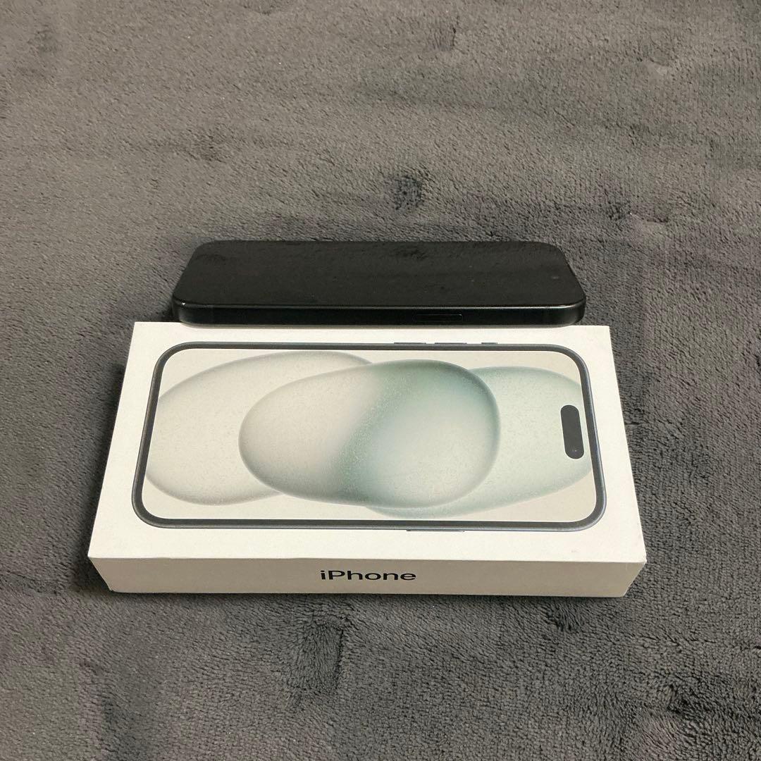 iPhone 15 本体 ブラック128GB SIMフリー 付属品未使用