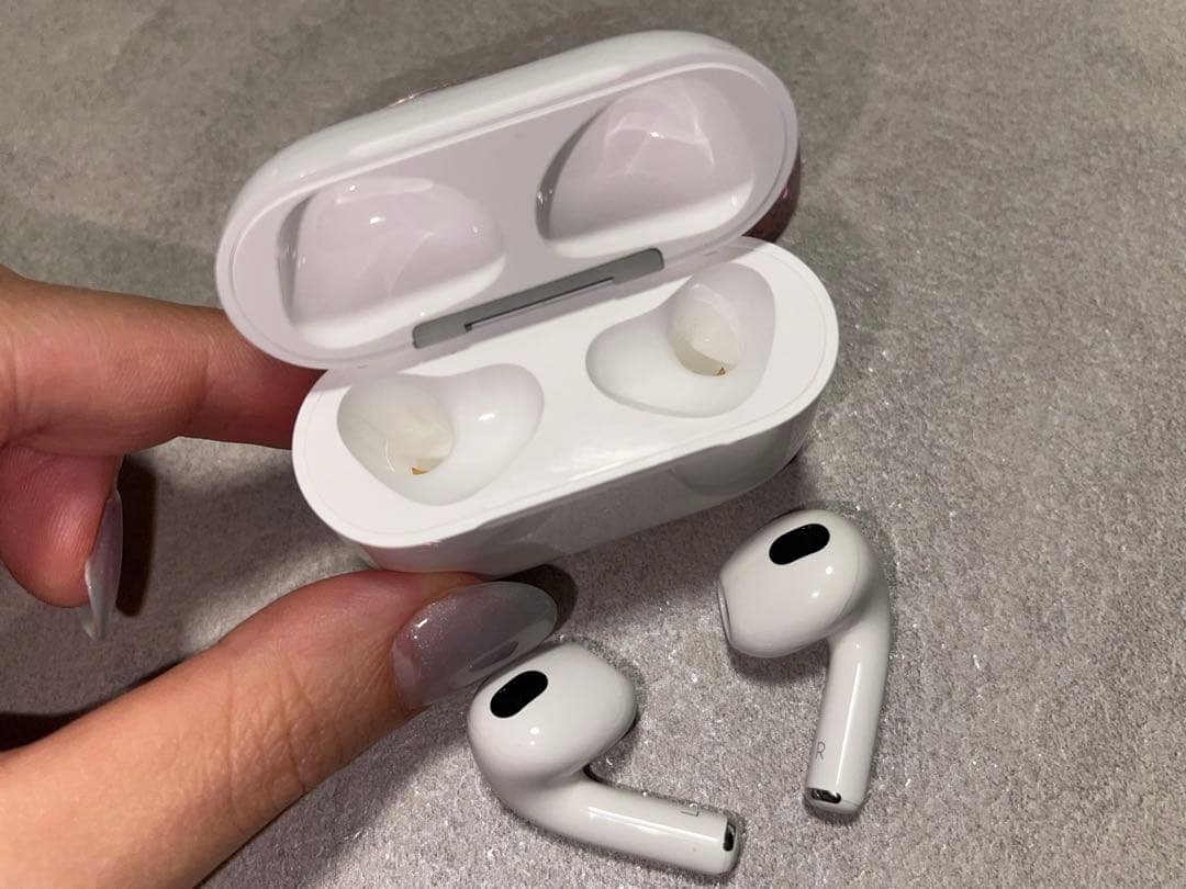 AirPods（第３世代）