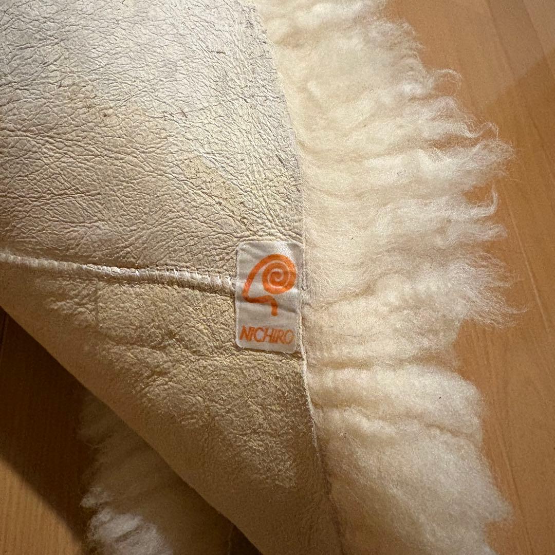 毛足長タイプ ホワイト ニチロムートンラグ(150×110）