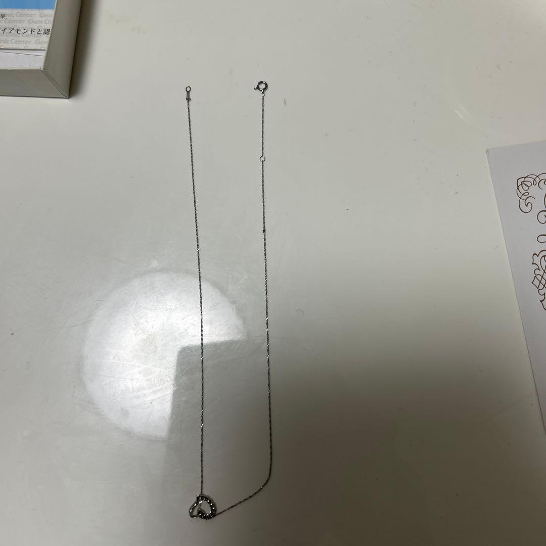 プラチナハートネックレス