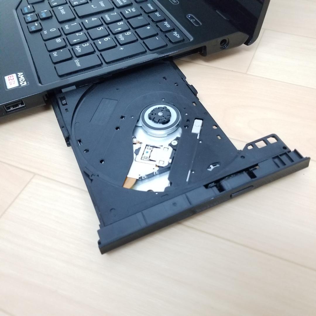 期間限定 新品SSD Win11 DVD再生可 ノートPC 富士通(E0637)