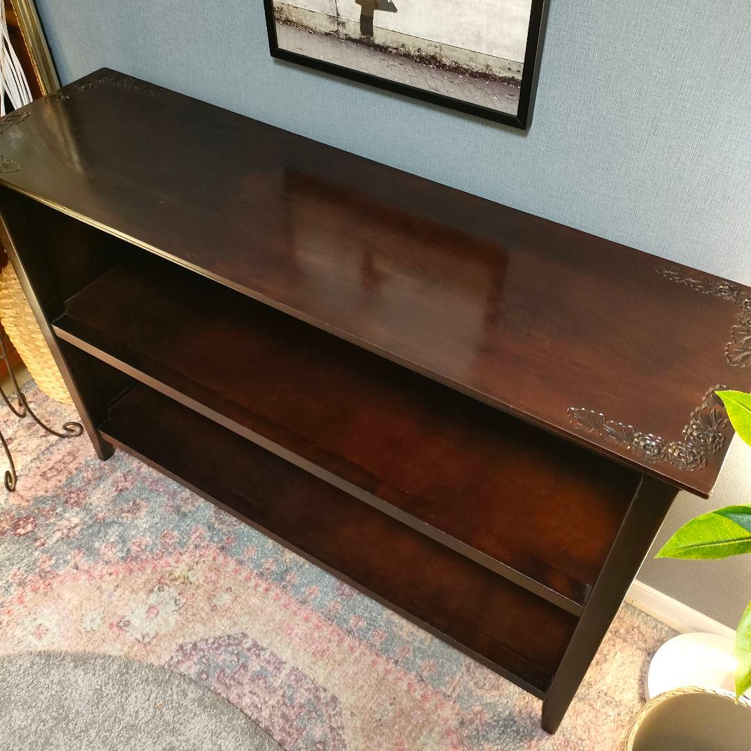 アジアン家具 木製 キャビネット 飾り棚 AVボード 彫刻 花模様 マホガニー色