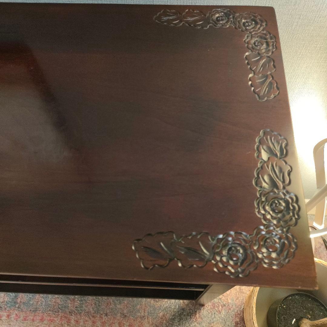 アジアン家具 木製 キャビネット 飾り棚 AVボード 彫刻 花模様 マホガニー色