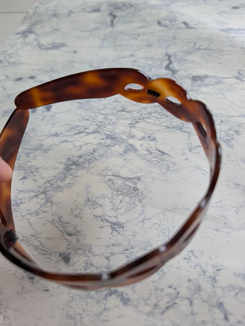 アレクサンドルドゥパリ　カチューシャ　べっ甲　ブラウン　ヘアバンド