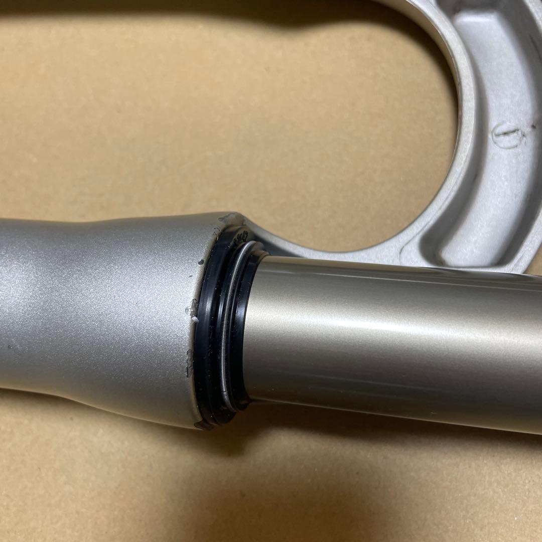 FOX 26インチサスペンションフォーク　F100RL