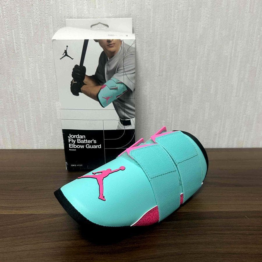 Jordan Fly Elbow Guard ジョーダン ナイキ エルボーガード