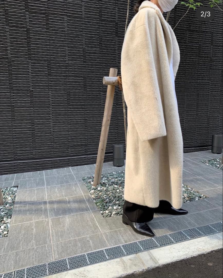 【値下げ】　THINK FUR エコファーコート　アイボリー